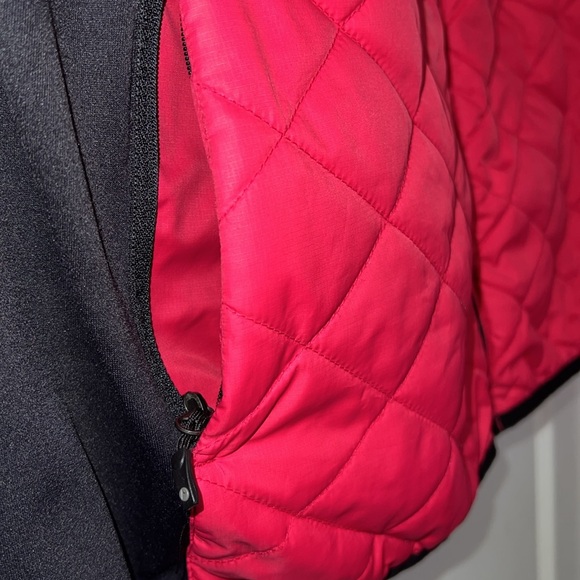 MARMOT zip quilt and fleece jacket - Picture 7 of 9